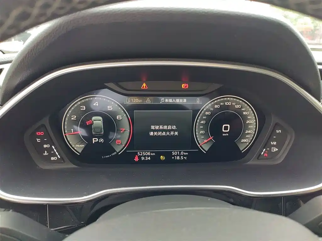 Audi Q3 Sportback 2023 — фото 11