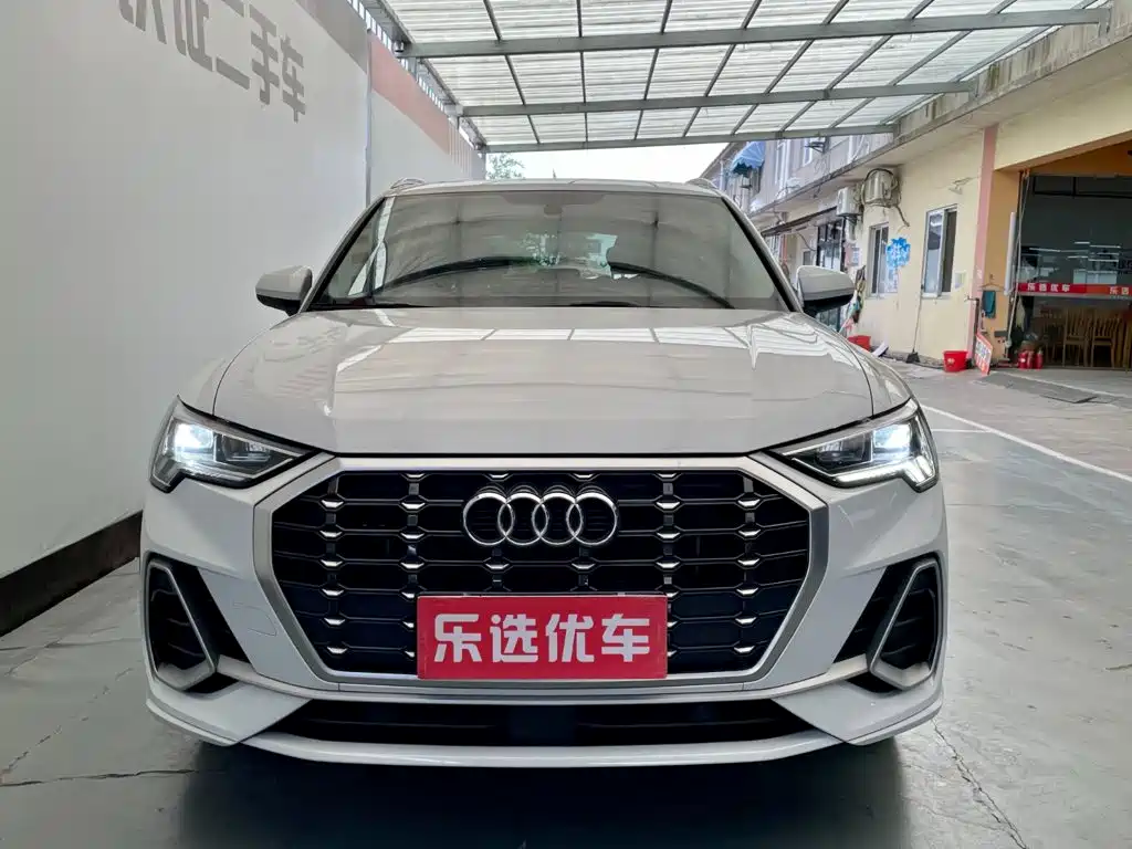 Audi Q3 2021