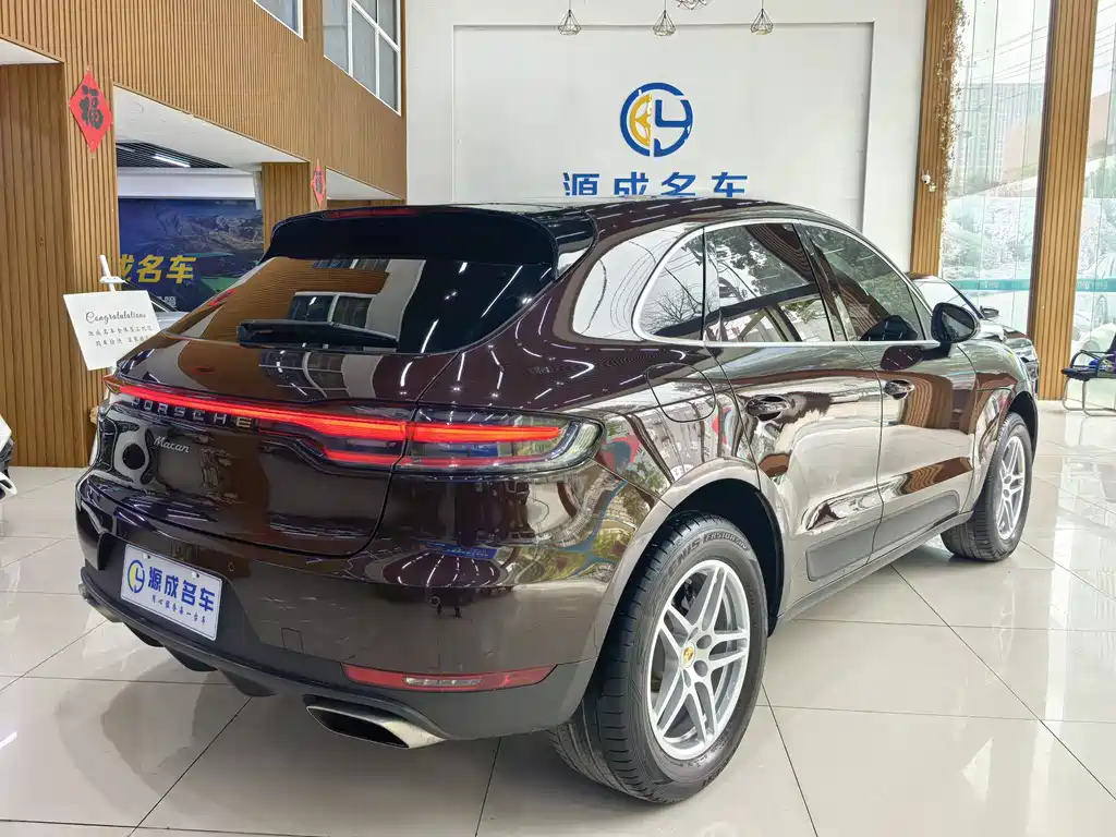 Porsche Macan 2021 — фото 5