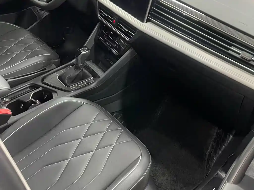 Volkswagen Tiguan L 2024