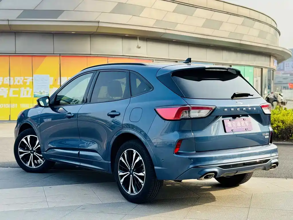 Ford Escape 2020 — фото 4