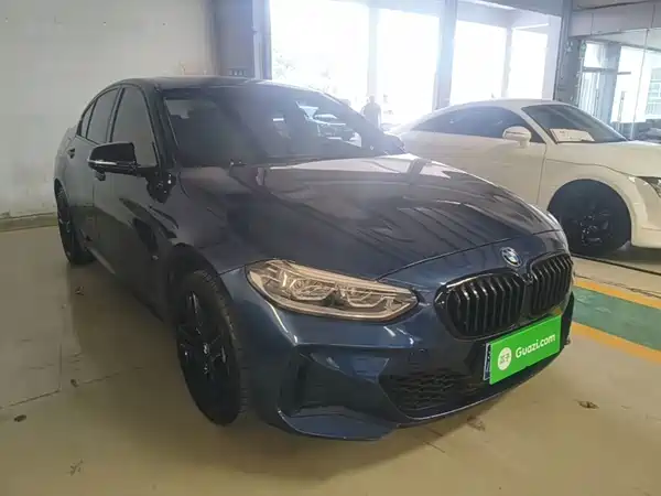 BMW 1 Series 2021