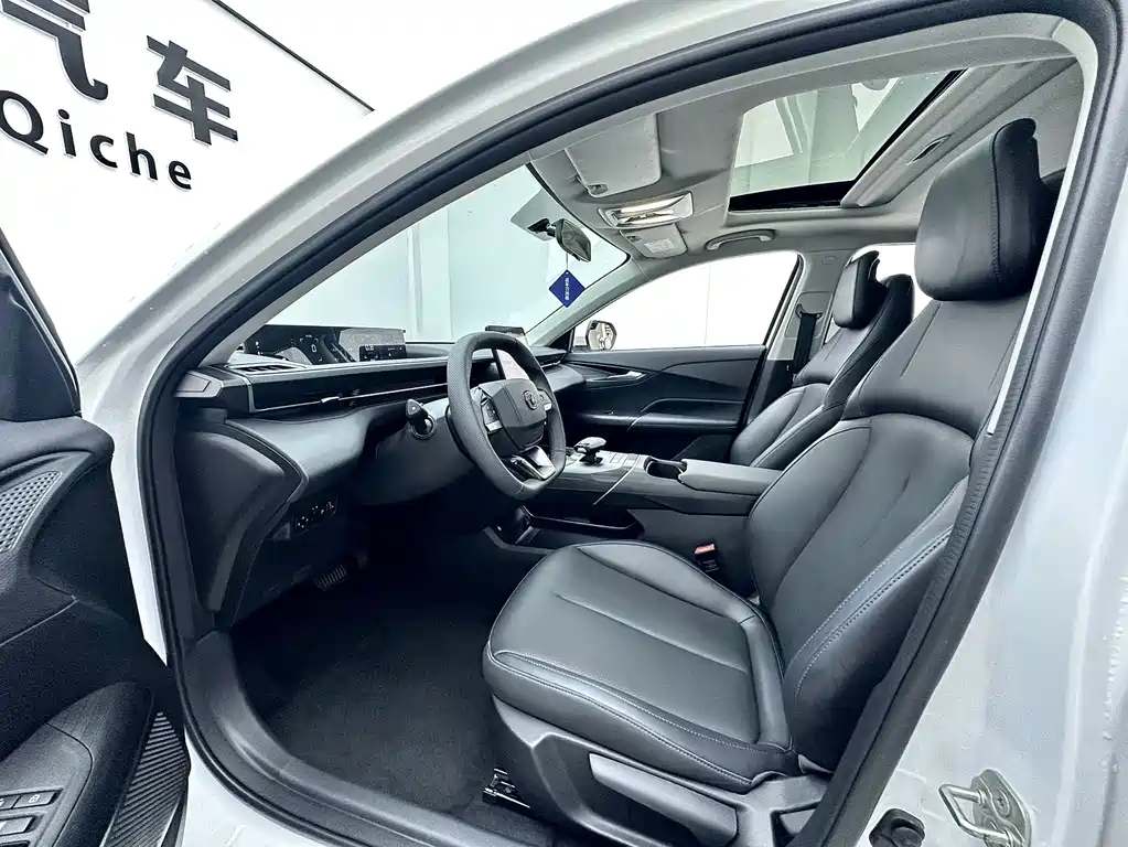 Changan Eado 2025 — фото 9