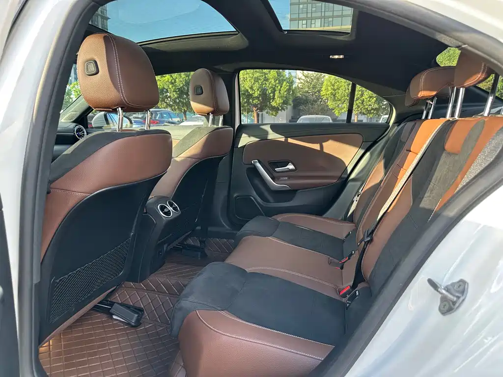 Mercedes-Benz A-Class 2021 — фото 13