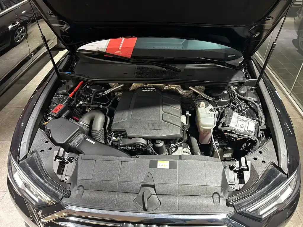 Audi A6L 2022