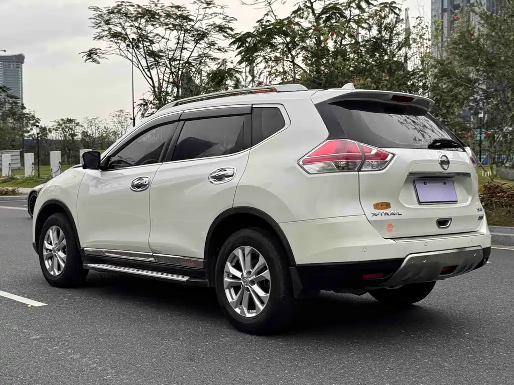 Nissan X-Trail 2016 — фото 11