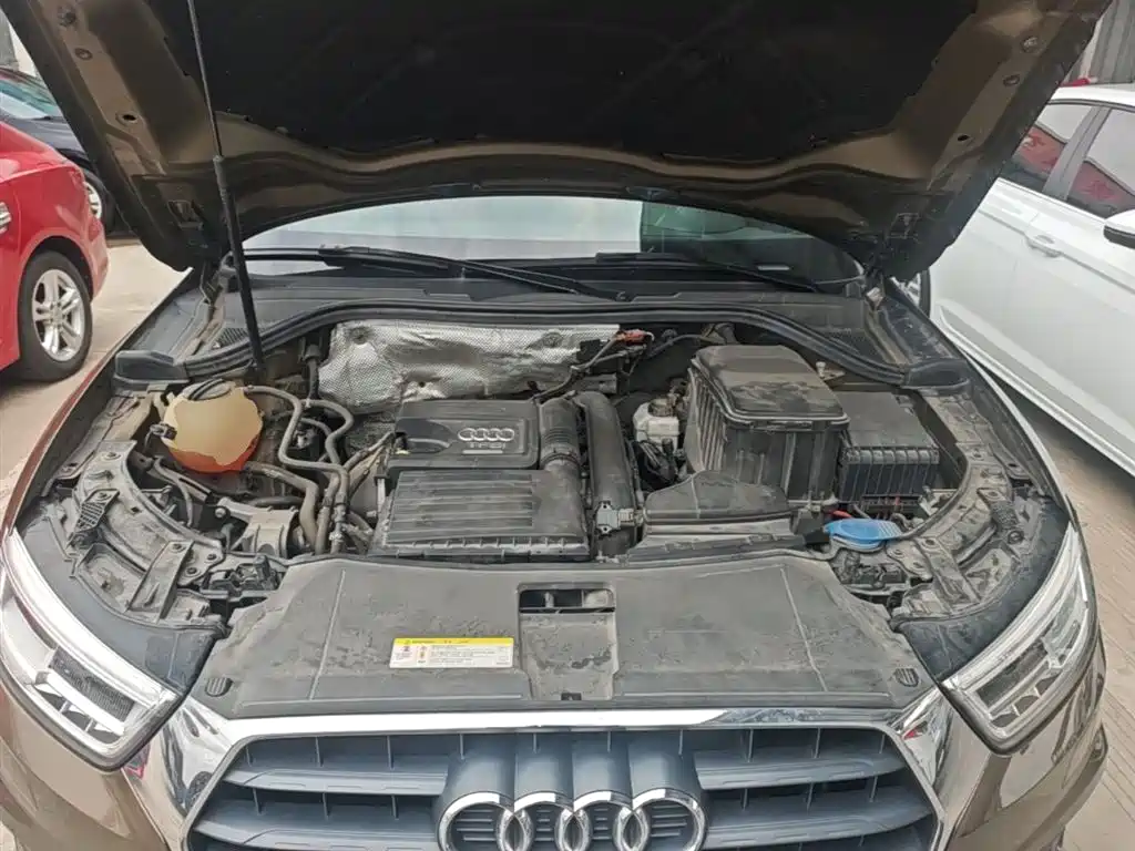 Audi Q3 2018 — фото 20