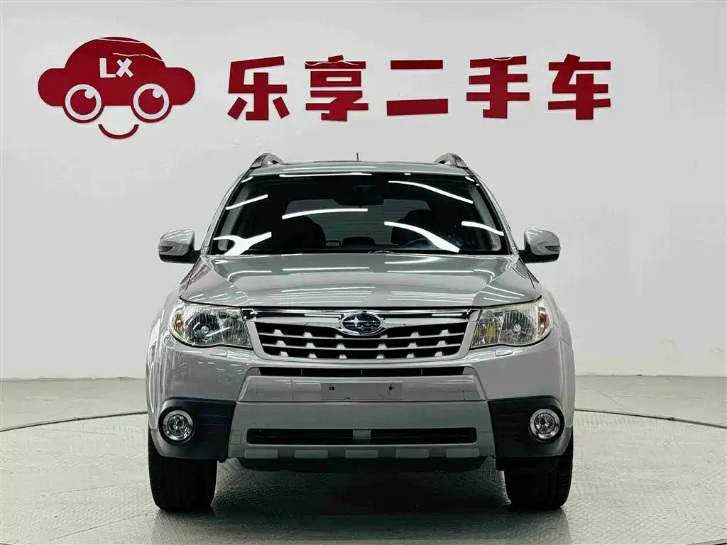Subaru Forester 2011 — фото 8
