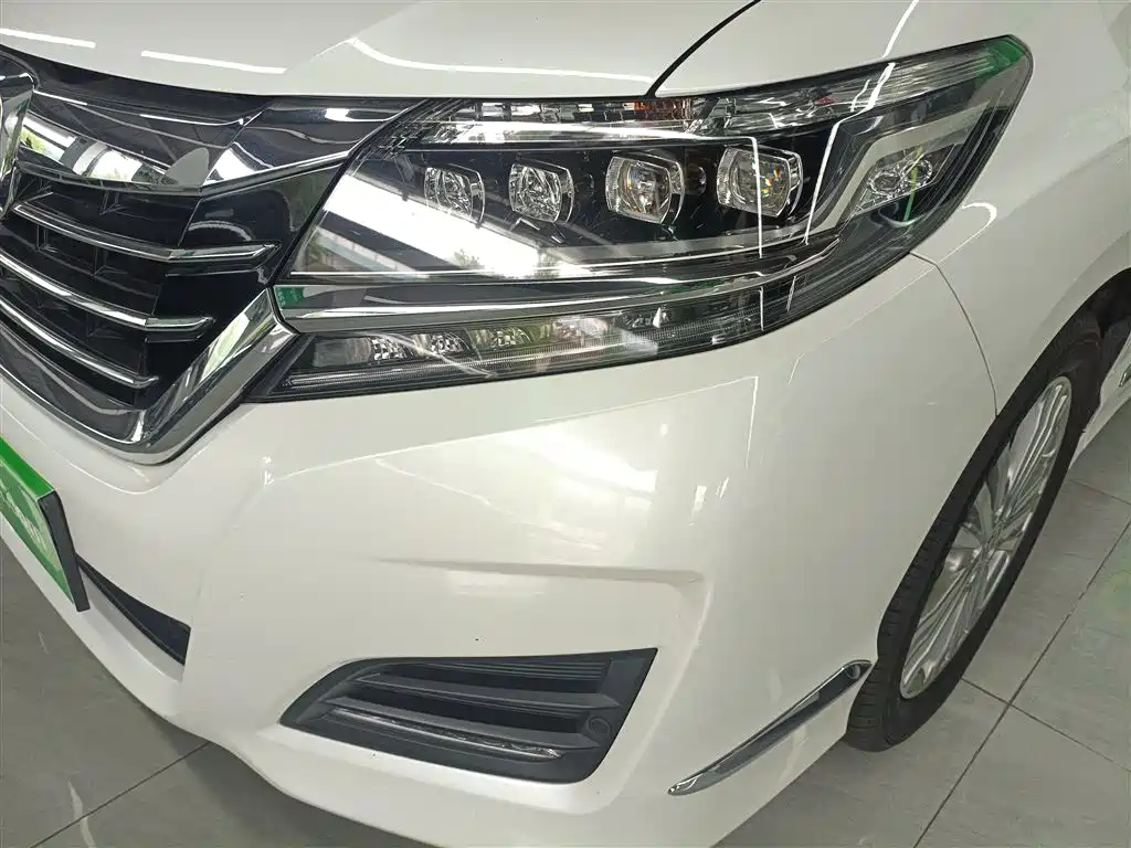 Honda Elysion 2018 — фото 24