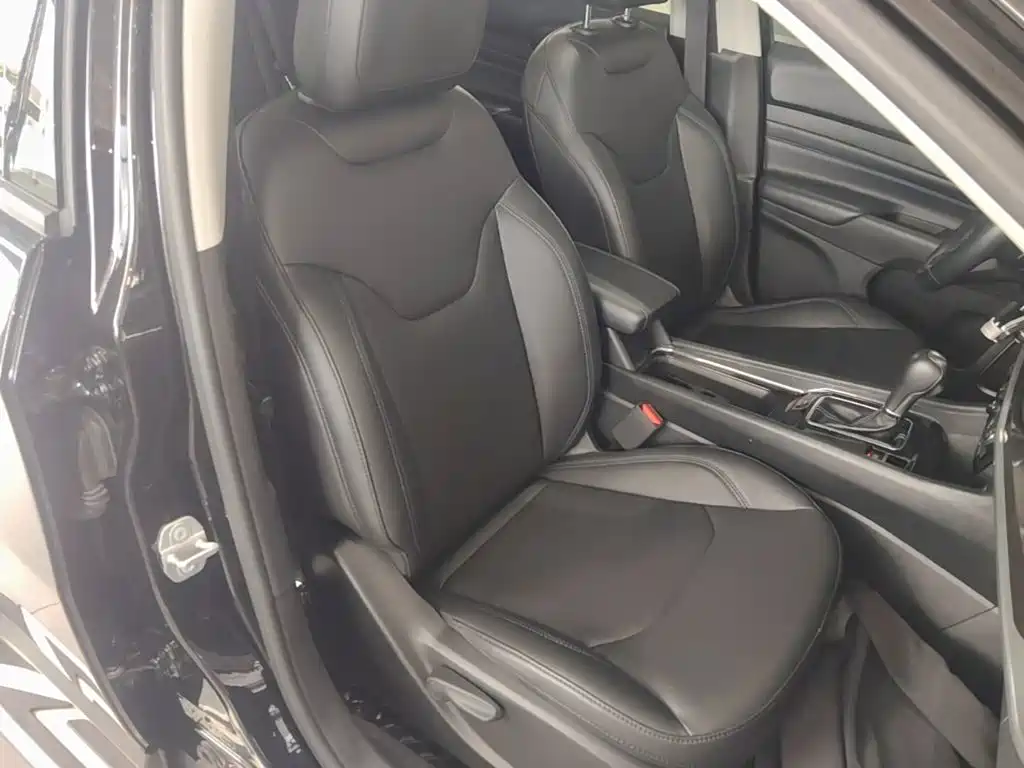 Jeep Compass 2022 — фото 25