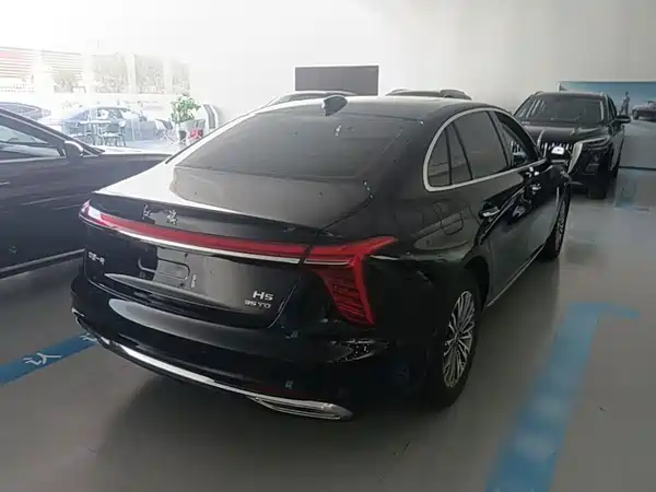Hongqi H5 2025