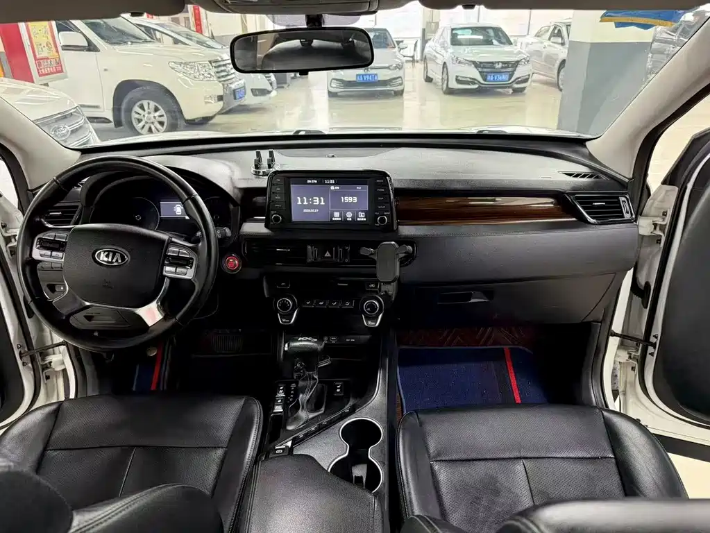 Kia KX7 2018 — фото 5