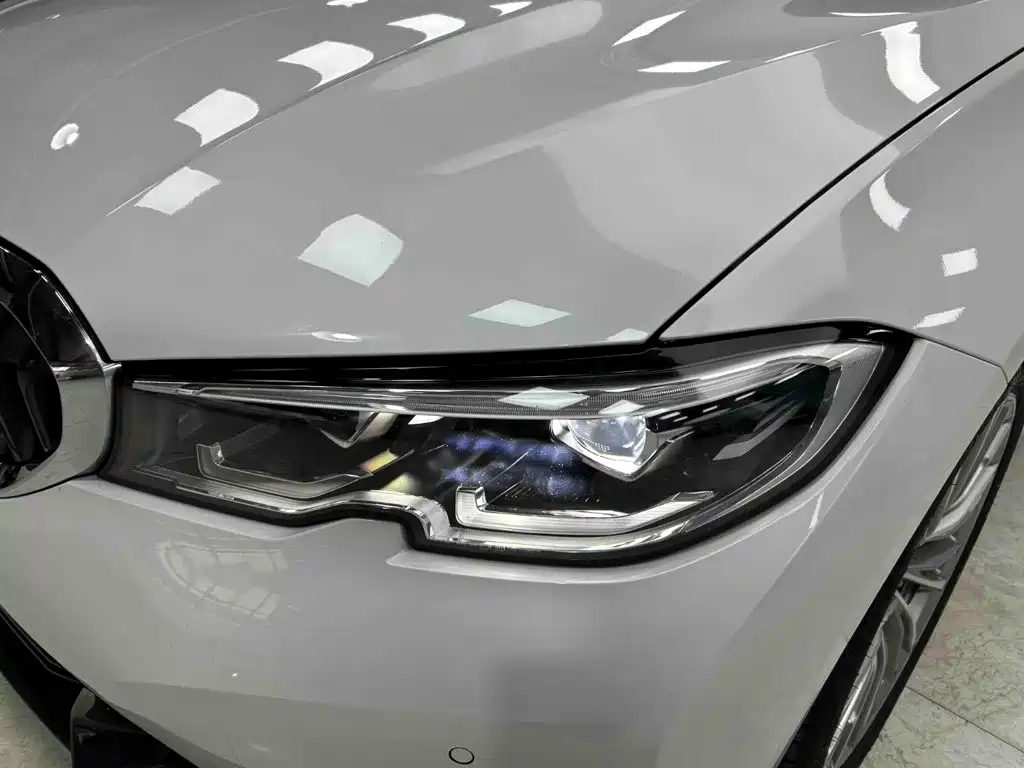 BMW 3 Series 2022 — фото 18