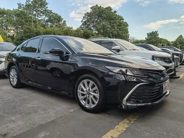 Toyota Camry 2021