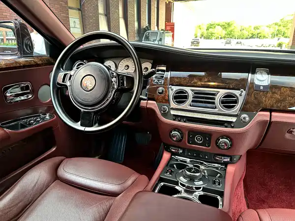 Rolls-Royce Ghost 2017