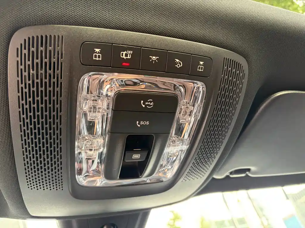 Mercedes-Benz GLB 2021
