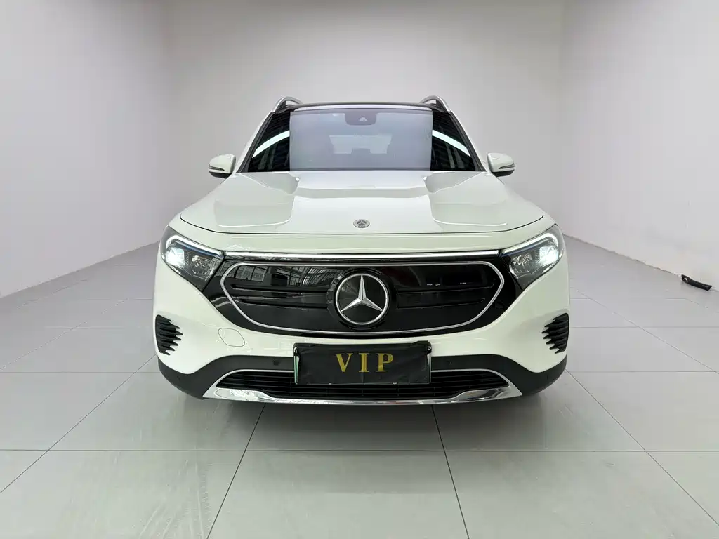 Mercedes-Benz EQB 2023