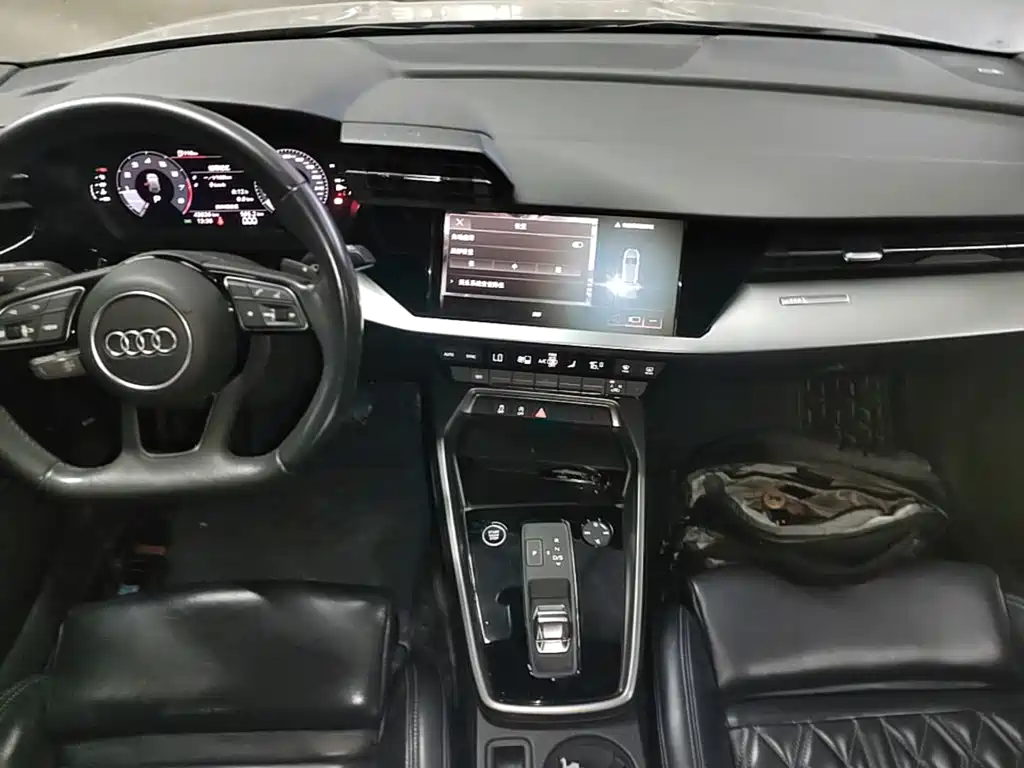 Audi A3 2022 — фото 10