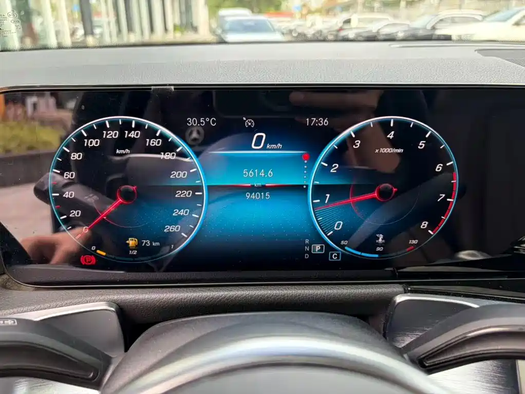Mercedes-Benz GLB 2021