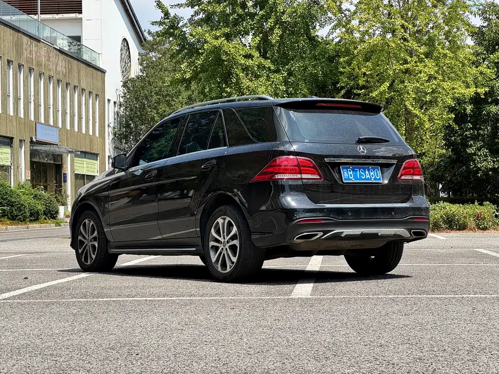 Mercedes-Benz GLE 2017
