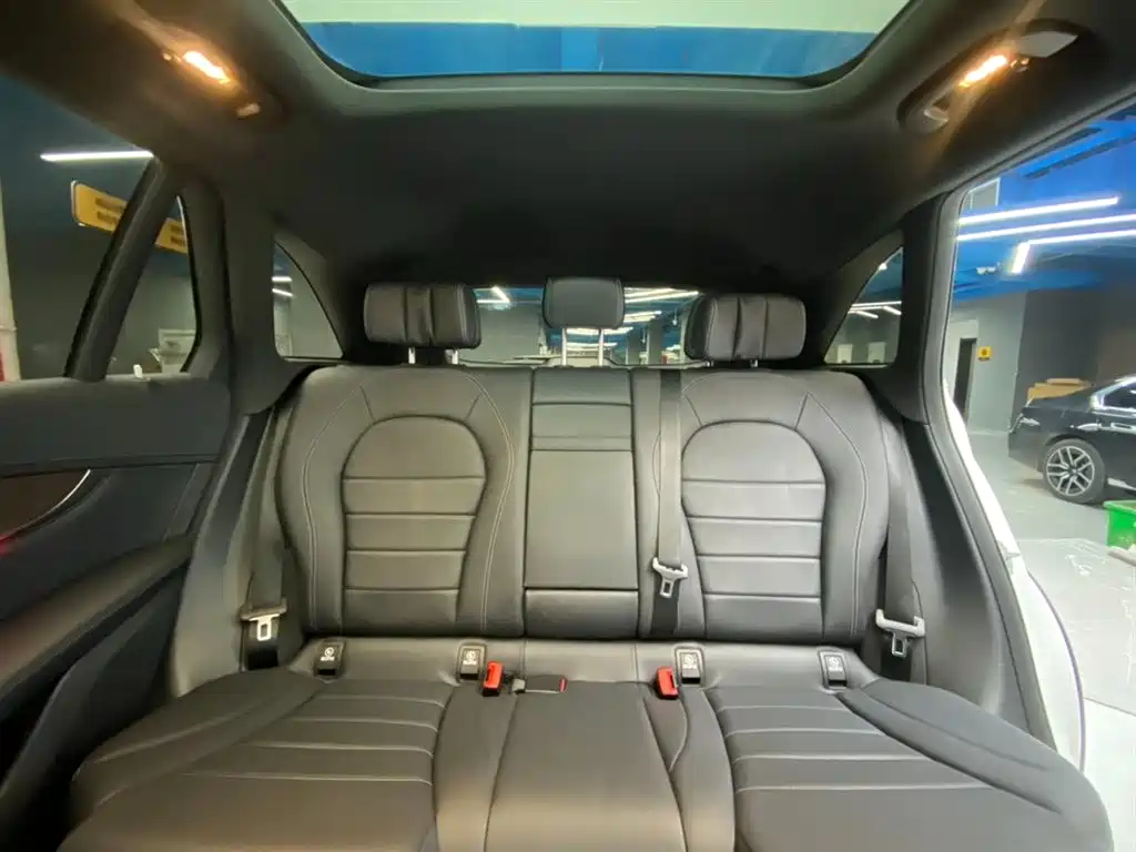 Mercedes-Benz GLC 2020 — фото 24