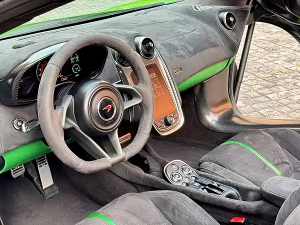McLaren 570 2019