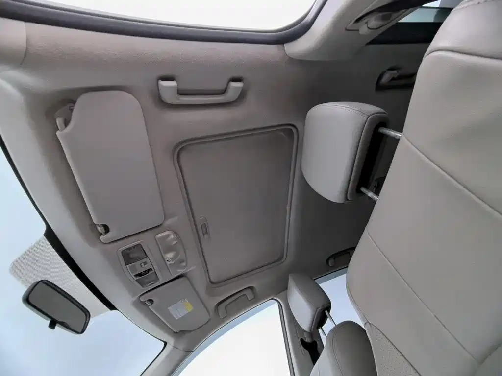 Mitsubishi Outlander 2012 — фото 14