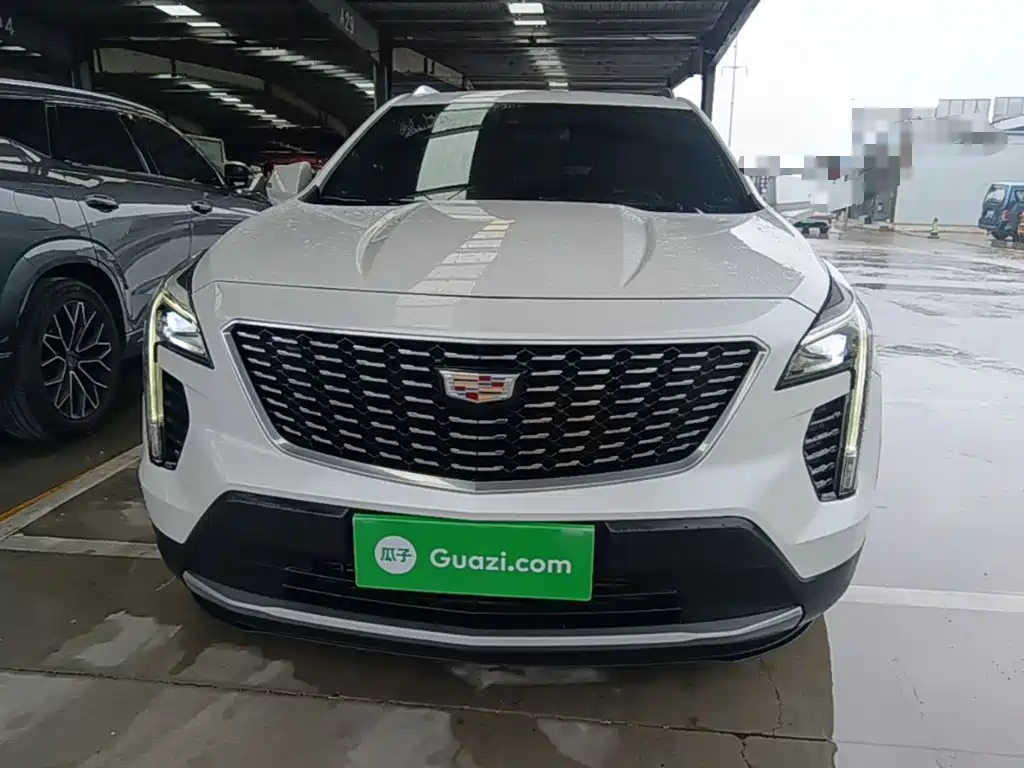 Cadillac XT4 2022 — фото 3