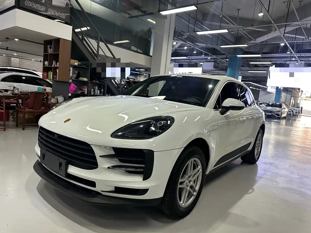 Porsche Macan 2021 — фото 1