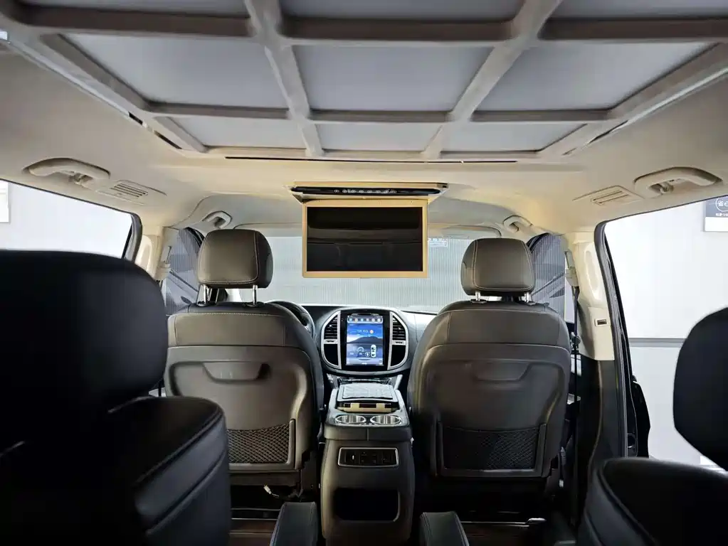 Mercedes-Benz Vito 2019 — фото 18