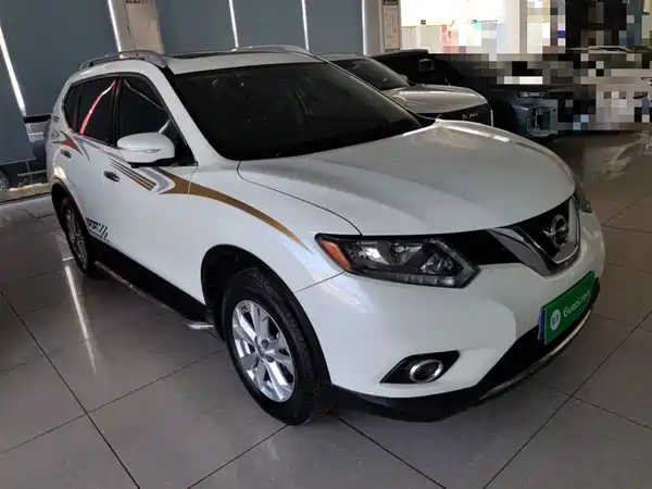 Nissan X-Trail 2015