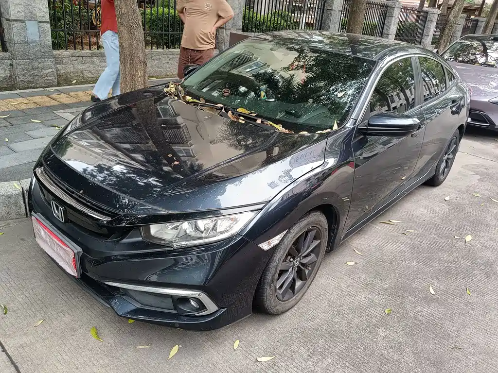 Honda Civic 2019 — фото 1