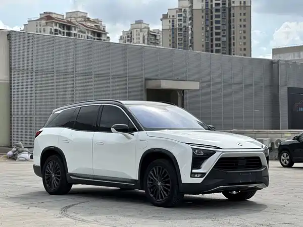 NIO ES8 2019