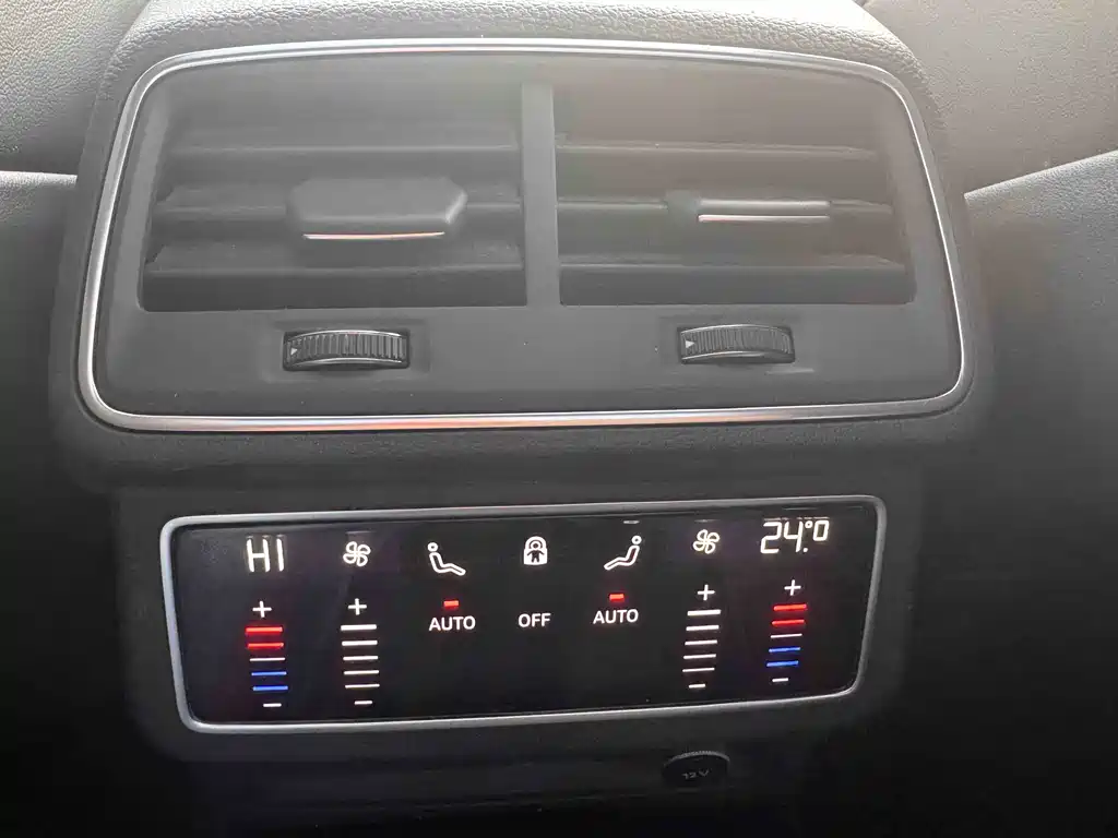 Audi A6L 2023 — фото 15