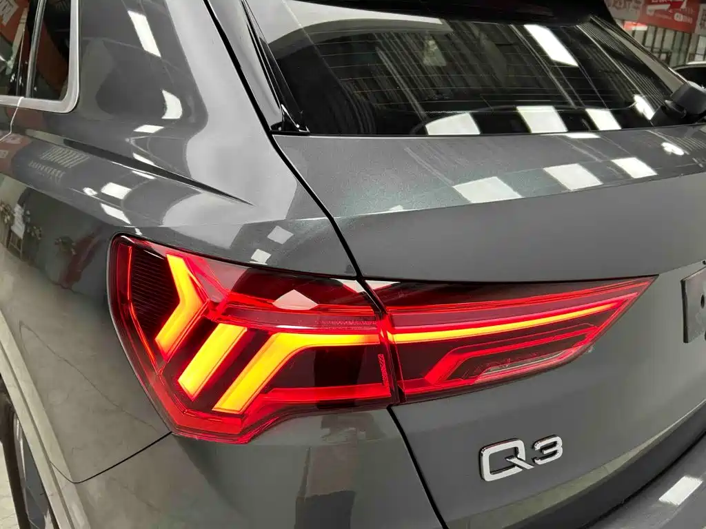 Audi Q3 2022 — фото 19