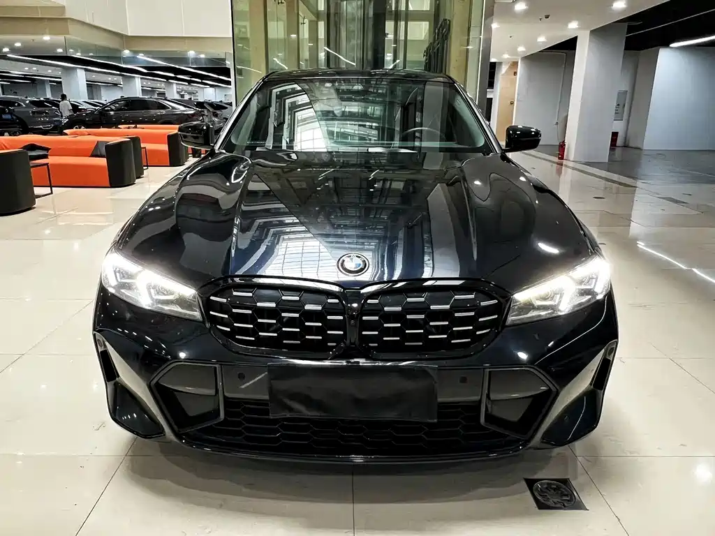 BMW 3 Series 2024