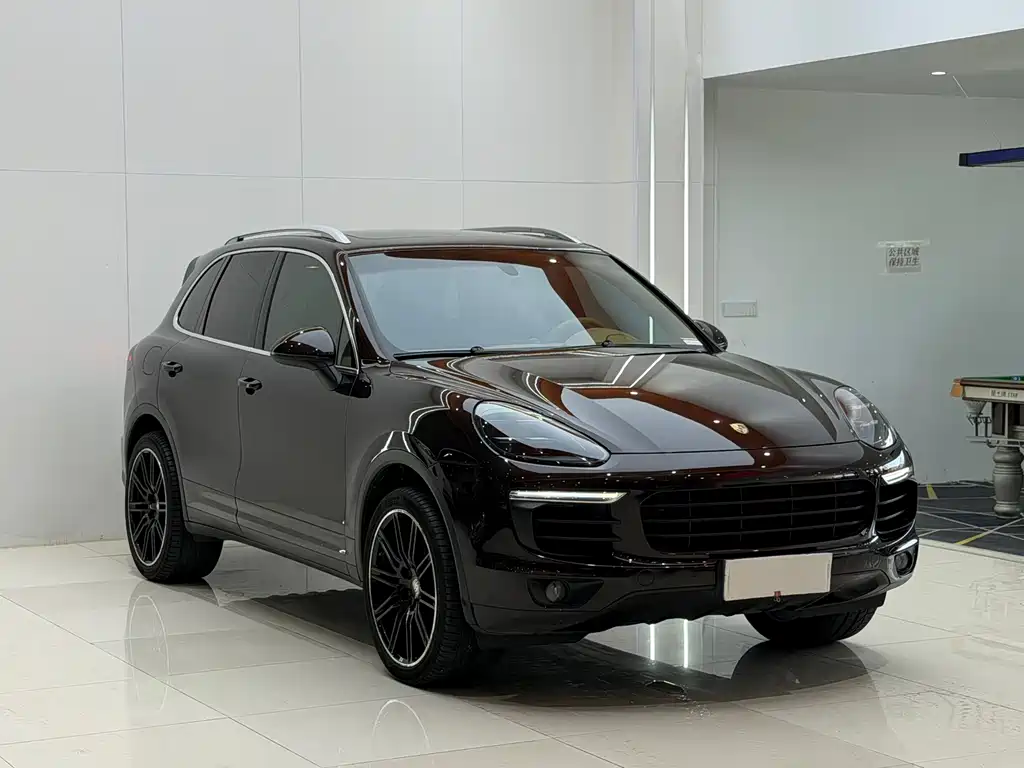 Porsche Cayenne 2015 — фото 3