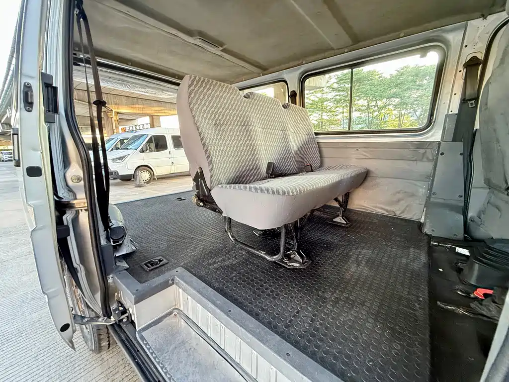 Ford Classic Transit 2014 — фото 13