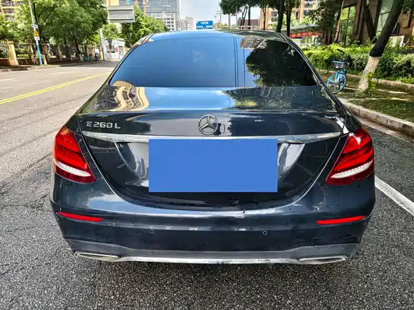 Mercedes-Benz E-Class 2019