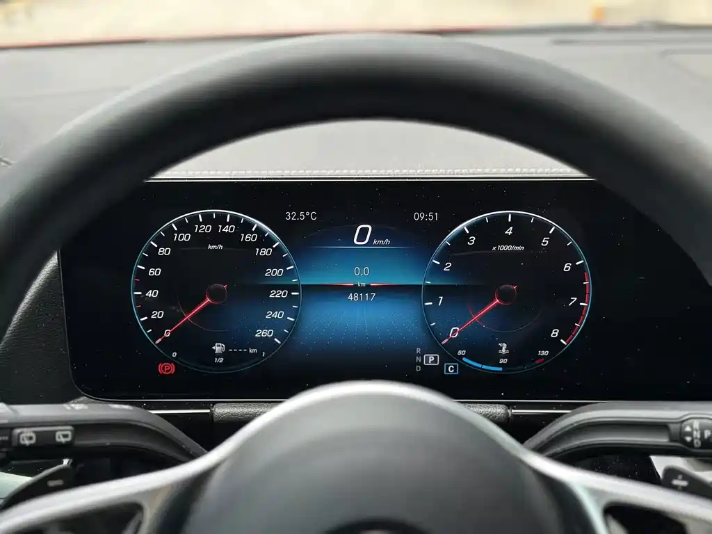 Mercedes-Benz GLA 2021 — фото 16