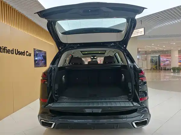 BMW X5 2025