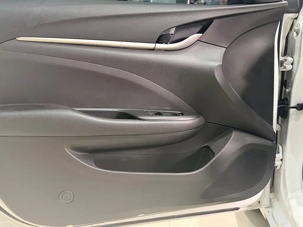 Buick Excelle GT 2020 — фото 12