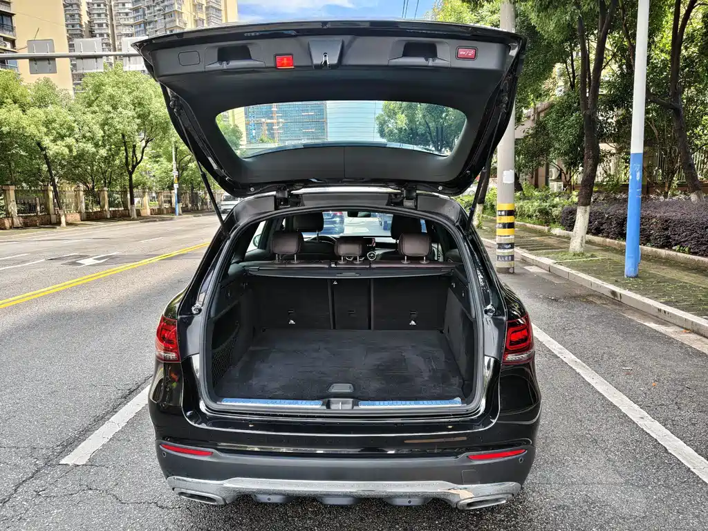 Mercedes-Benz GLC 2020 — фото 13