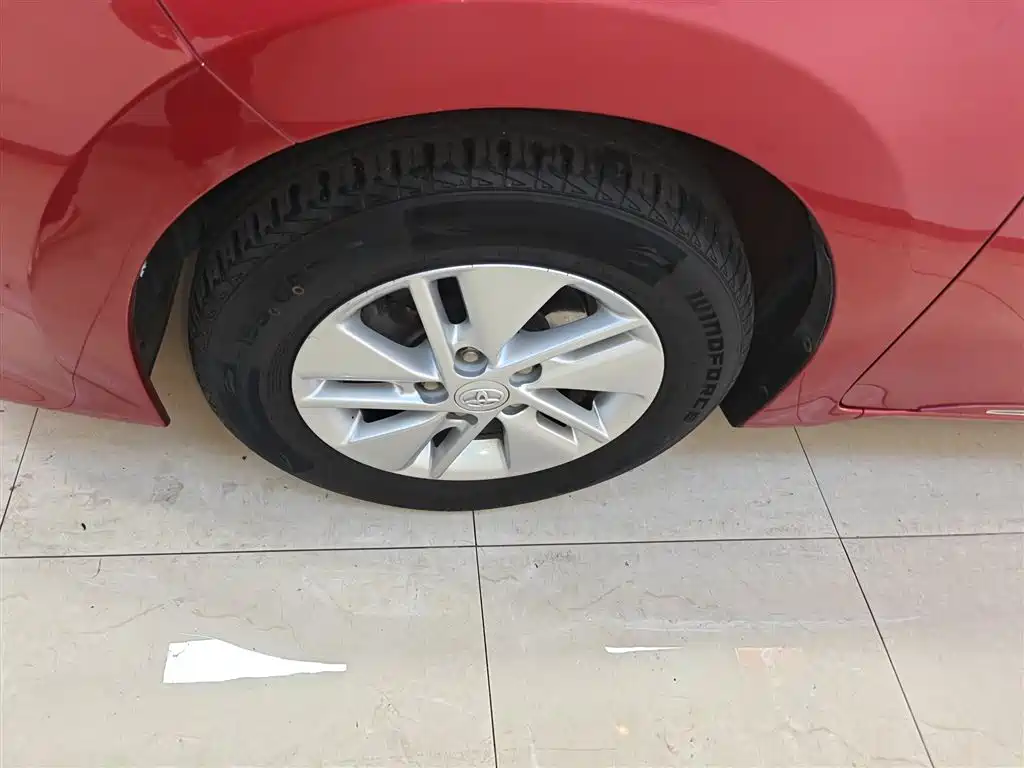 Toyota Corolla 2015 — фото 23