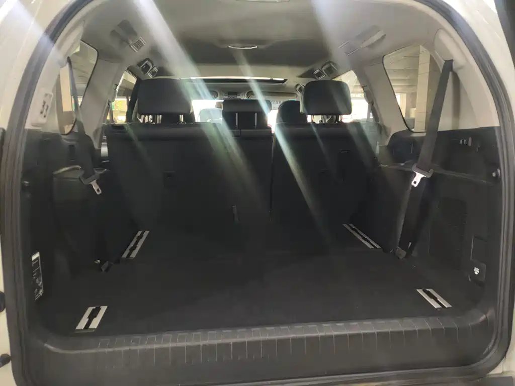 Toyota Prado 2019 — фото 12