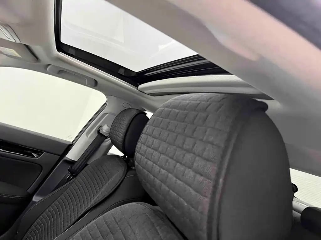 Honda Civic 2022 — фото 10