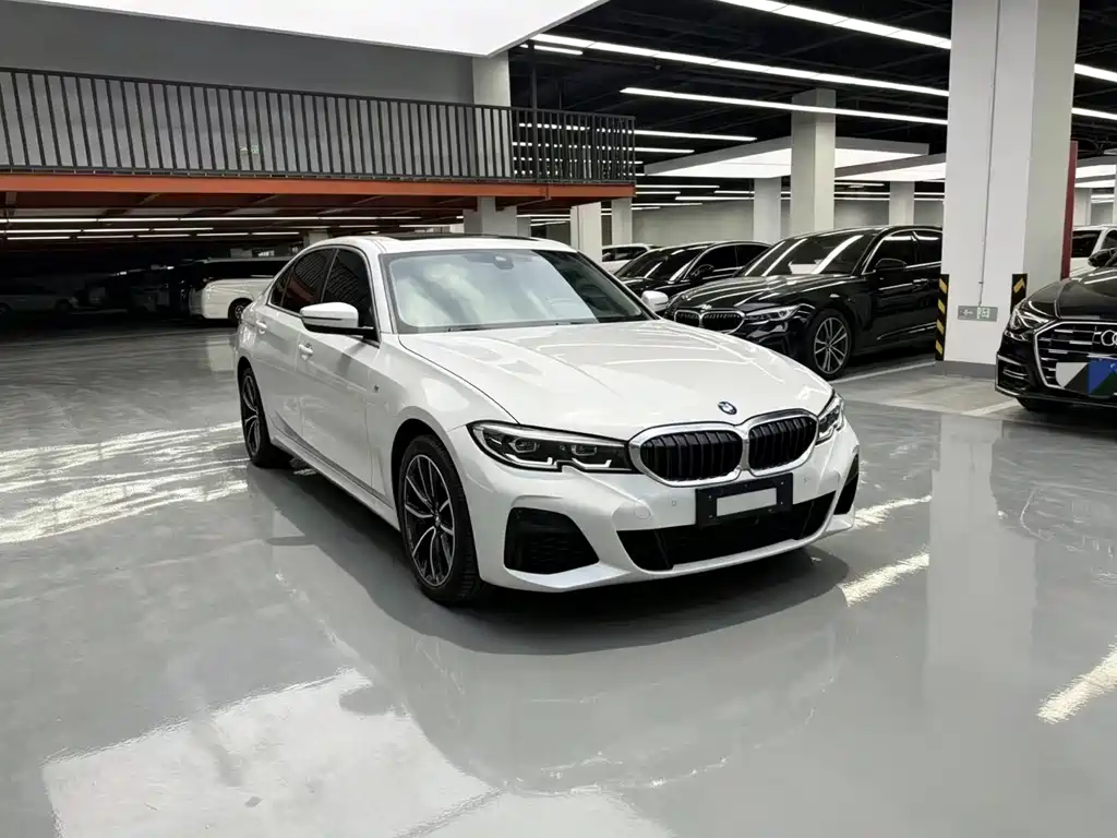 BMW 3 Series 2021
