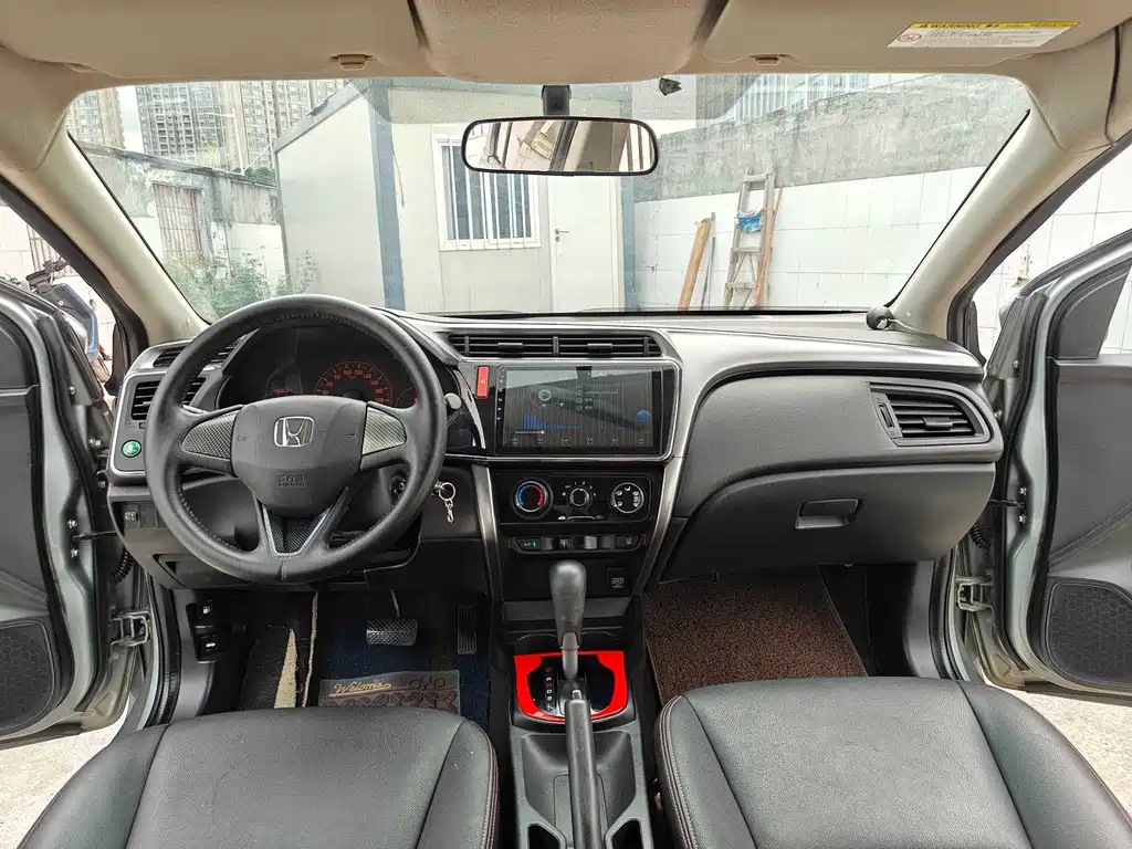 Honda City 2015 — фото 12