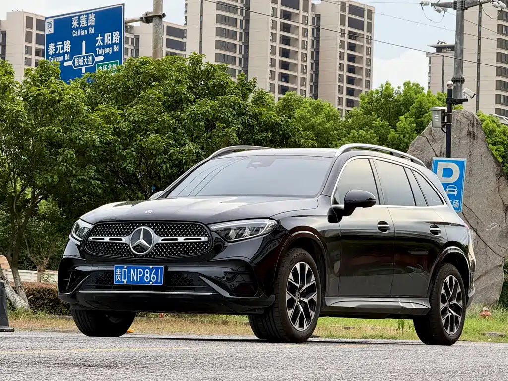 Mercedes-Benz GLC 2024