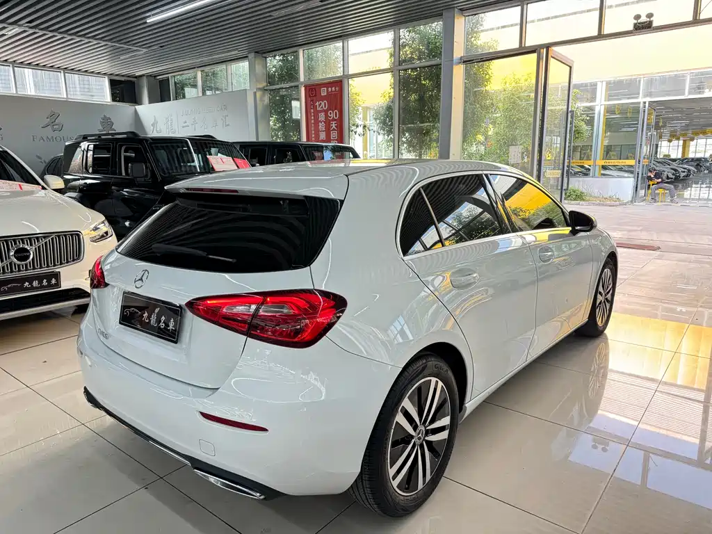 Mercedes-Benz A-Class 2021 — фото 6